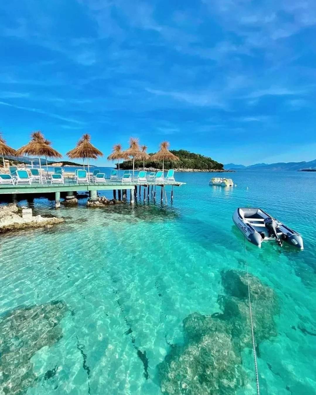 Ksamil Holiday Екстериор снимка
