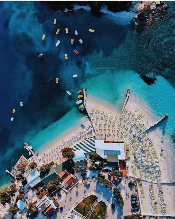 Ksamil Holiday Екстериор снимка